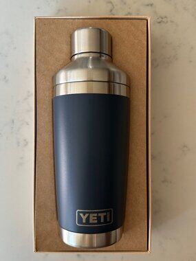 Yeti Cocktail Shaker (20 oz / 591 ml)